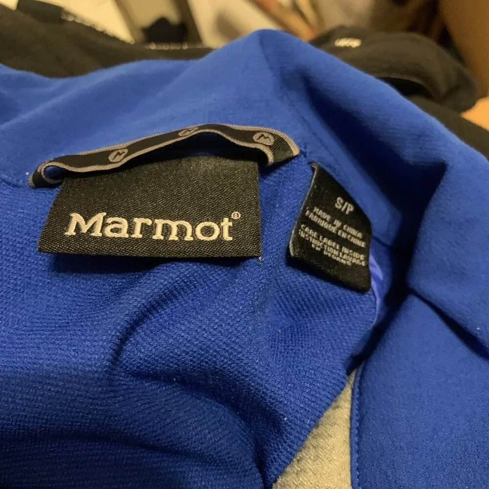 Marmot Women's Blue 1/4 Zip Pullover Jacket, Chest Pocket, Long Sleeves, Size SP
